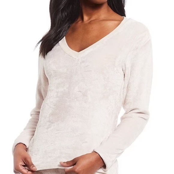 UGG Cream Beige Daisy Fleece Pullover Lounge Top Sweatshirt - Picture 1 of 6